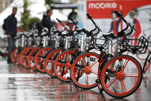 6月29日，來自中國的摩拜單車在英國第二大城市曼徹斯特亮相。新華社發(fā)