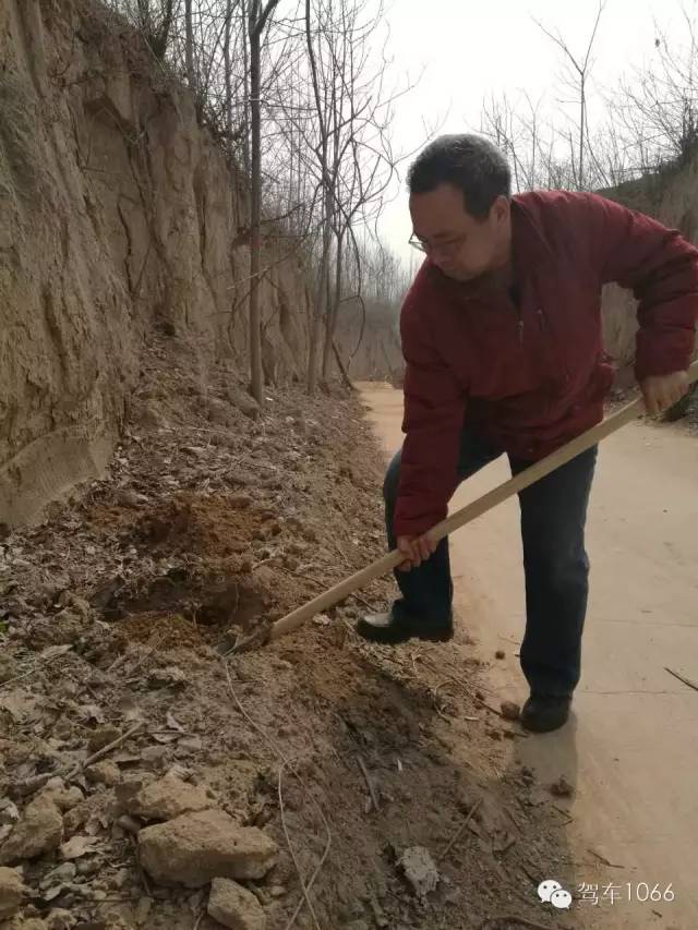 這大叔干起活也是很6呀！