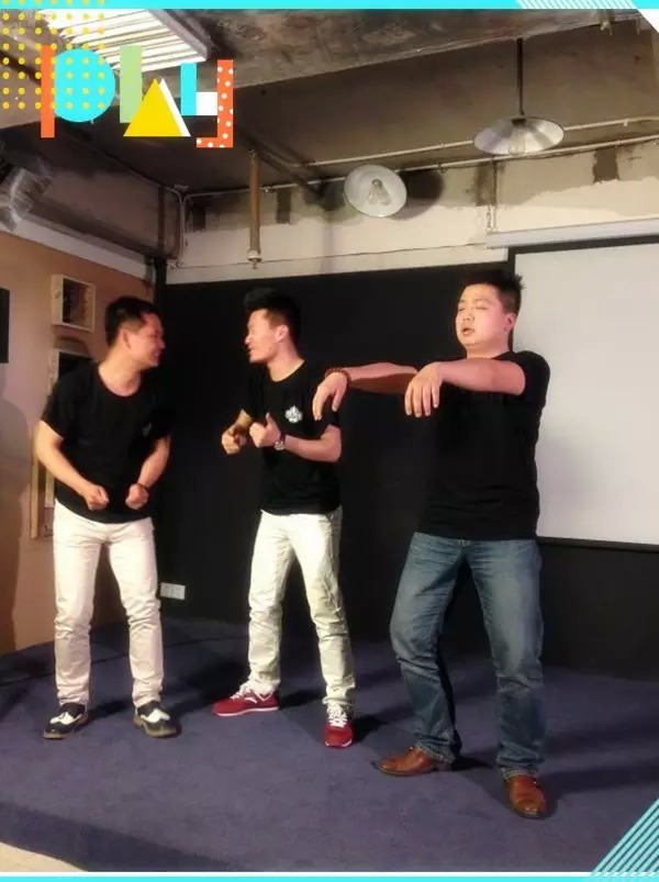 能看出這個(gè)場景主題是衛(wèi)生紙嗎？我讀書少，你別騙我……