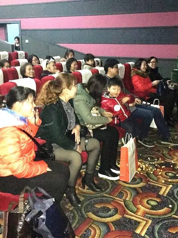 節(jié)日總是開心的，媽媽寶寶永遠是諸女神心中最愛！
