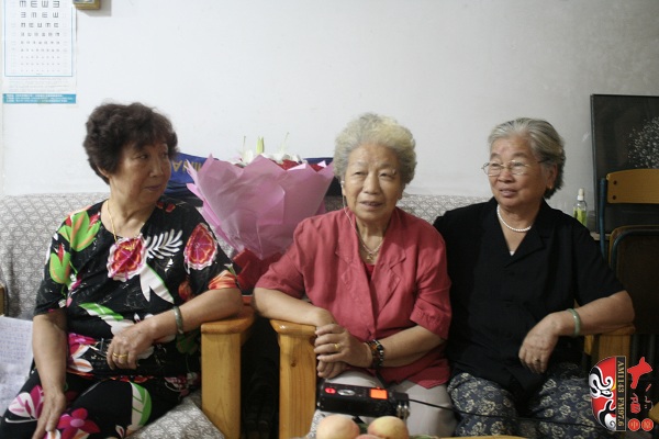 越調(diào)名老藝人雷桂花、劉巧蓮、劉玉蘭回首往事