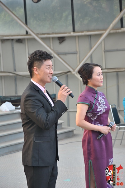 河南電臺(tái)戲曲廣播著名主持人池城、曉琴表演詩(shī)朗誦《一塊常香的玉》