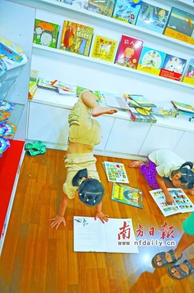 　由于有的孩子自控力差，造成圖書損壞。 南方日報記者 王云攝