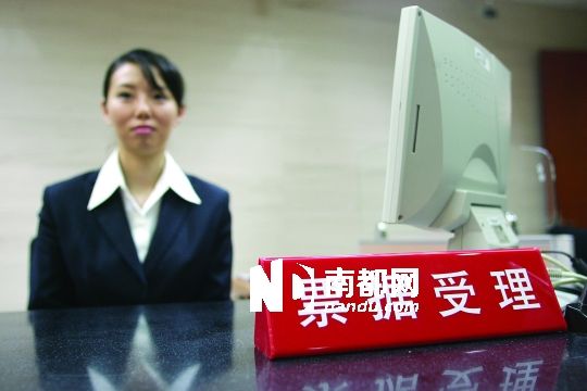 多個(gè)商業(yè)銀行上半年票據(jù)業(yè)務(wù)均十分激進(jìn)。IC供圖