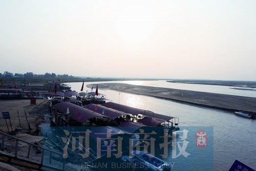 鄭州黃河邊上多數(shù)“漁家樂”均無船檢、合格證等