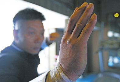 少林寺將辦無遮大會 鐵砂掌、二指禪等絕技現(xiàn)身
