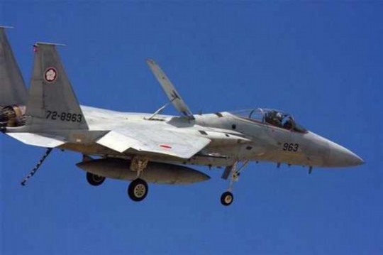 資料圖：日本自衛(wèi)隊F-15戰(zhàn)斗機。