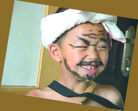 老鄉(xiāng)見老鄉(xiāng)，甭提多開心