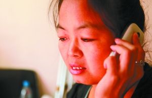 每次給家人打電話，史女士都會(huì)很難過。