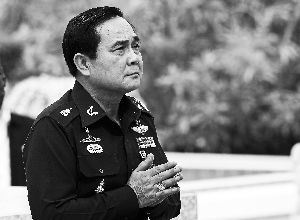 8月21日，巴育在泰國春武里府出席軍方活動(dòng)。 新華社發(fā)