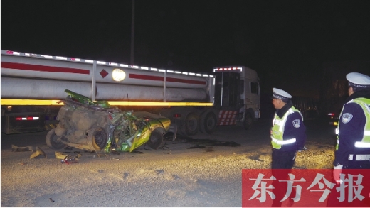昨日下午，鄭平路與107國道并線處突發(fā)車禍，造成鄭平路擁堵兩個多小時
