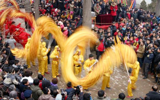 鶴壁：?？h春節(jié)廟會(huì) “廟”趣生