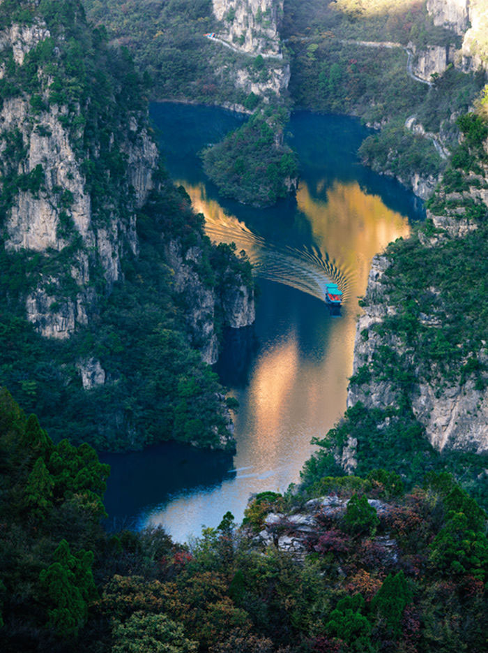 青龍峽、峰林峽景區(qū)推出女性免票月優(yōu)惠活動(dòng)