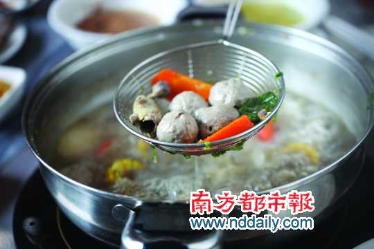低，是實(shí)惠也是風(fēng)格俗 是喜劇也是味道