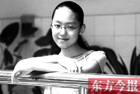 祁瑩就讀于鄭州外國語中學(xué)，她的夢想是當(dāng)一名外交官 邱琦/圖