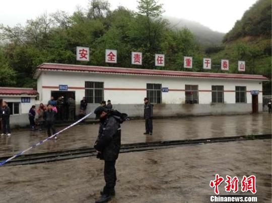 圖為事故救援現(xiàn)場。 禎東 攝