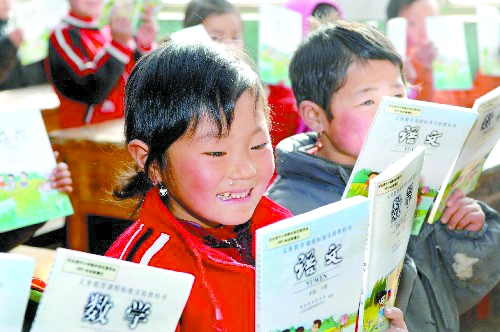 河南全省不分城鄉(xiāng)，都將免費提供教科書。 資料圖片
