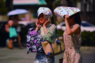 進入7月份以來，南京出現(xiàn)了多個高溫天氣。本報資料圖片 劉瀏 攝