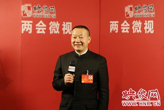全國人大代表劉文新接受映象網(wǎng)“兩會微視”訪談。