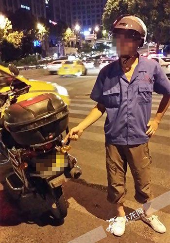 駕駛員主動要求進行酒精含量測試。警方供圖