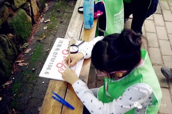 寶貝，爸爸媽媽一直在身后看你認(rèn)真完成任務(wù)！我的女兒棒棒噠！
