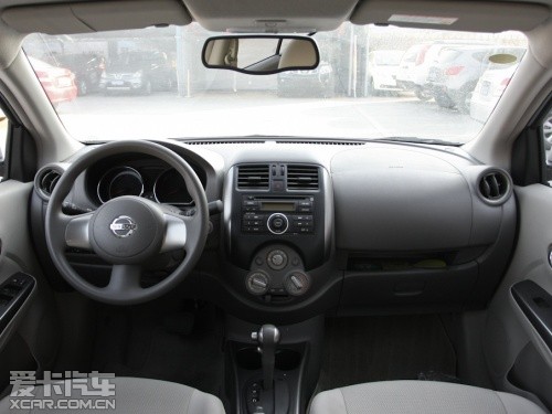 東風(fēng)日產(chǎn)2011款陽光