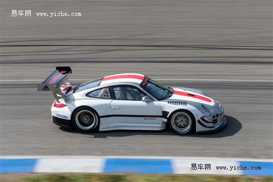 保時(shí)捷升級911 GT3 R賽車