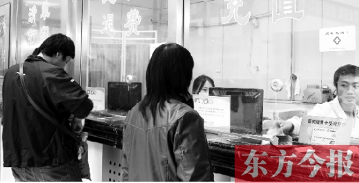 據統(tǒng)計，在鄭州市第一人民醫(yī)院，已有200余人次持健康卡就醫(yī)