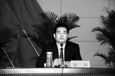 濮陽(yáng)市委常委、市委政法委書(shū)記李剛