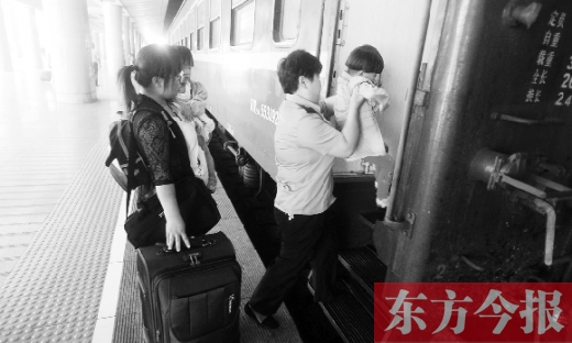 鄭州到溫州的2191/4次列車，是鄭州鐵路局最后一對(duì)綠皮車。
