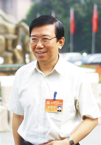四川省原省委副書(shū)記李春城。曾主政成都13年。圖/CFP