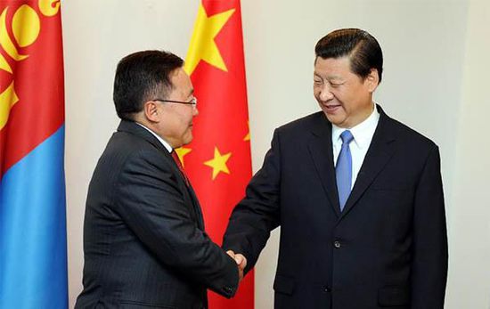 去年9月12日，國(guó)家主席習(xí)近平在比什凱克會(huì)見(jiàn)蒙古國(guó)總統(tǒng)額勒貝格道爾吉。 新華社記者謝環(huán)馳攝