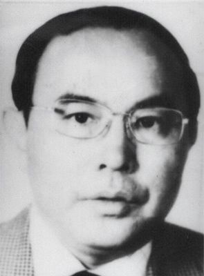 胡玉興 現(xiàn)年59歲，外逃前任山西省太原市住房制度改革辦公室主任，2002年7月逃往澳大利亞或新西蘭。