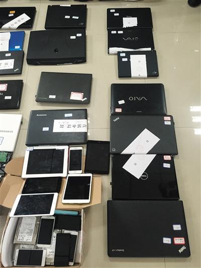 警方查獲的部分作案工具。新京報(bào)記者 吳為 攝