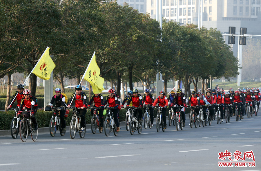 獻(xiàn)愛(ài)心、騎行天下，映象網(wǎng)騎行車(chē)友樂(lè)翻天