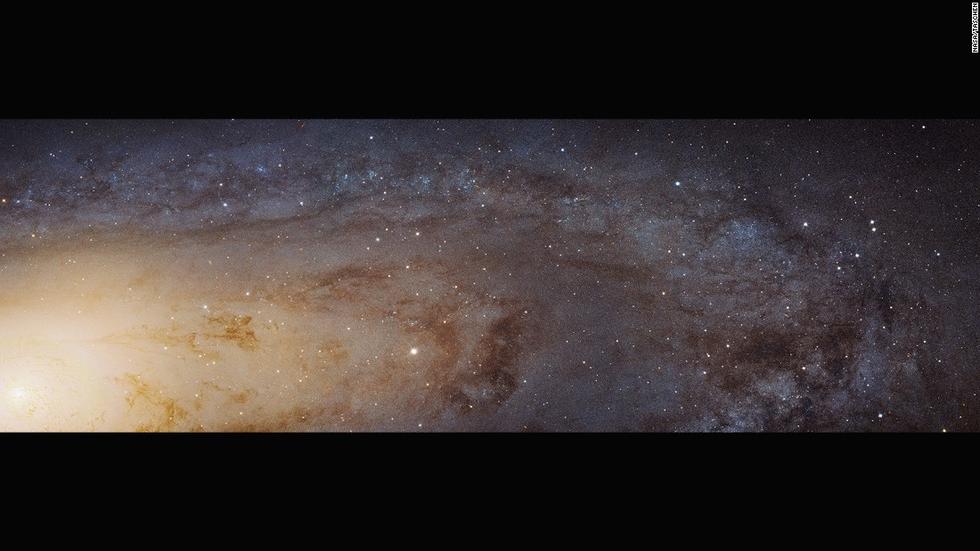 離銀河系較近的仙女座星系可以在晴朗的黑夜被肉眼觀測到。