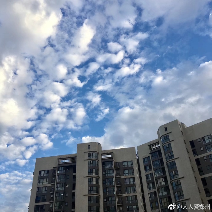 又被鄭州的藍(lán)天刷屏！隨便一拍就是手機(jī)壁紙