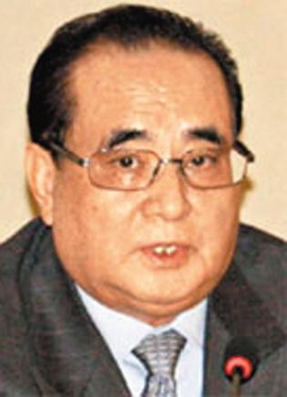 李秀勇曾照料金正恩兄妹。