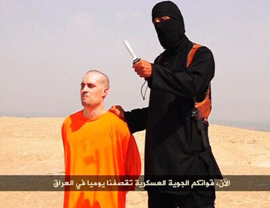 伊拉克極端組織ISIS公布題為 “ISIS給美國的信”視頻，視頻中2012年在敘利亞失蹤的美國記者福