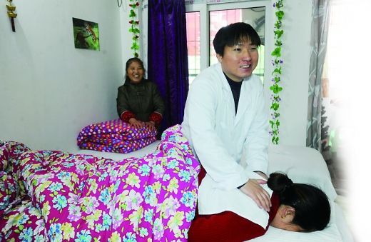 從失明絕望到振作開店，盲小伙陳冬經(jīng)歷重生