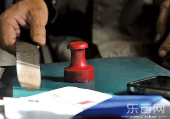 陶云江說起自己的女兒、家庭和現在的狀況時幾度哽咽