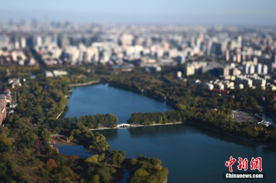 北京多舉措保障APEC會議期間空氣質(zhì)量 藍(lán)天綻放