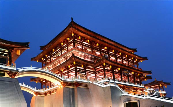 不要溫和地走進那個良夜 因為夜太美！