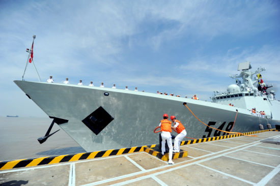中國海軍第12批護(hù)航編隊開赴印度洋