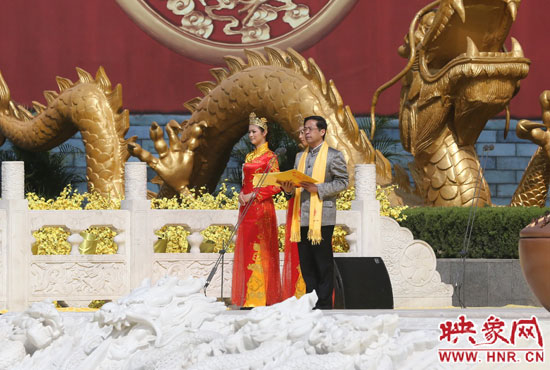 省委副書記、省政協(xié)主席葉冬松致歡迎詞。映象網(wǎng)記者 邵恰 攝