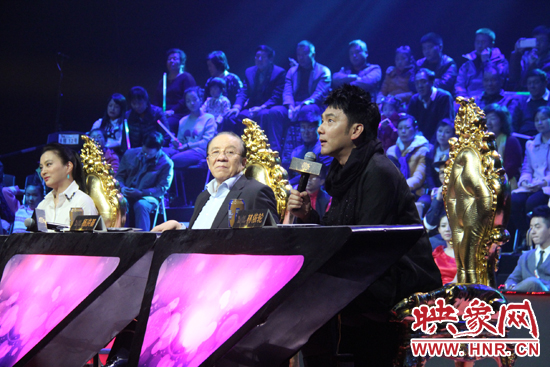 李玲玉、楊洪基、林依輪三位明星評(píng)委