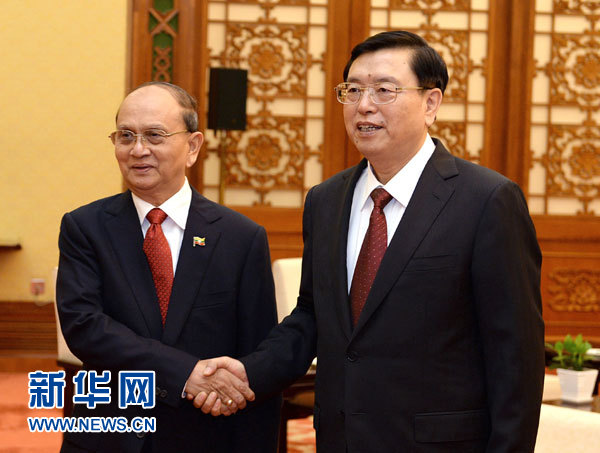 6月27日，全國(guó)人大常委會(huì)委員長(zhǎng)張德江在北京人民大會(huì)堂會(huì)見(jiàn)緬甸總統(tǒng)吳登盛。 新華社記者劉建生攝